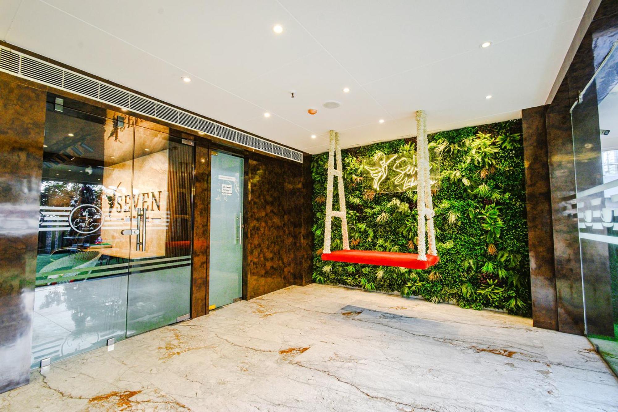 Treebo Premium Seven Lake View Haïdarabad Extérieur photo